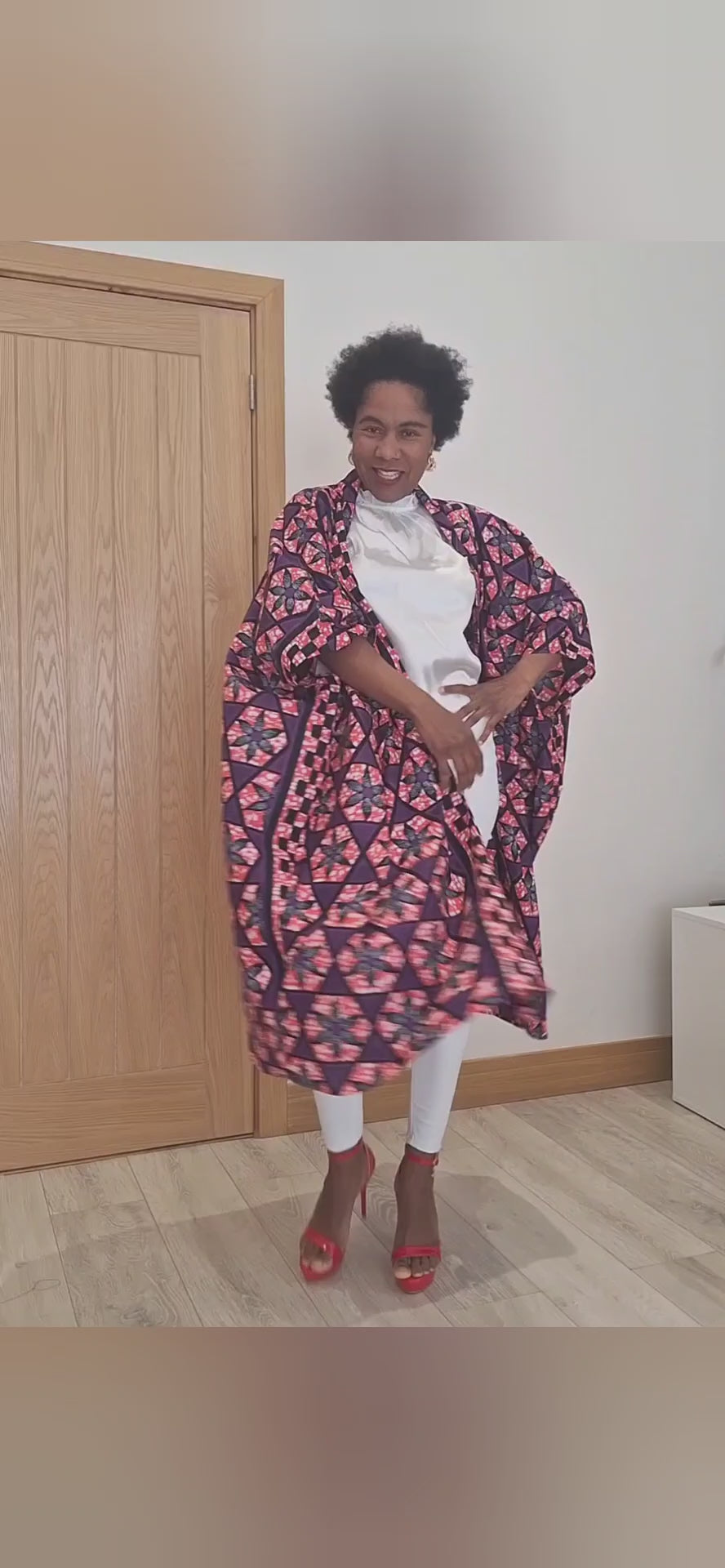 Load video: Oversized African Print Kimono Jacket | MADE INSIDE- with Matching Headwrap